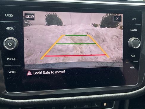 Used 2021 Volkswagen Tiguan SE R-Line image 10