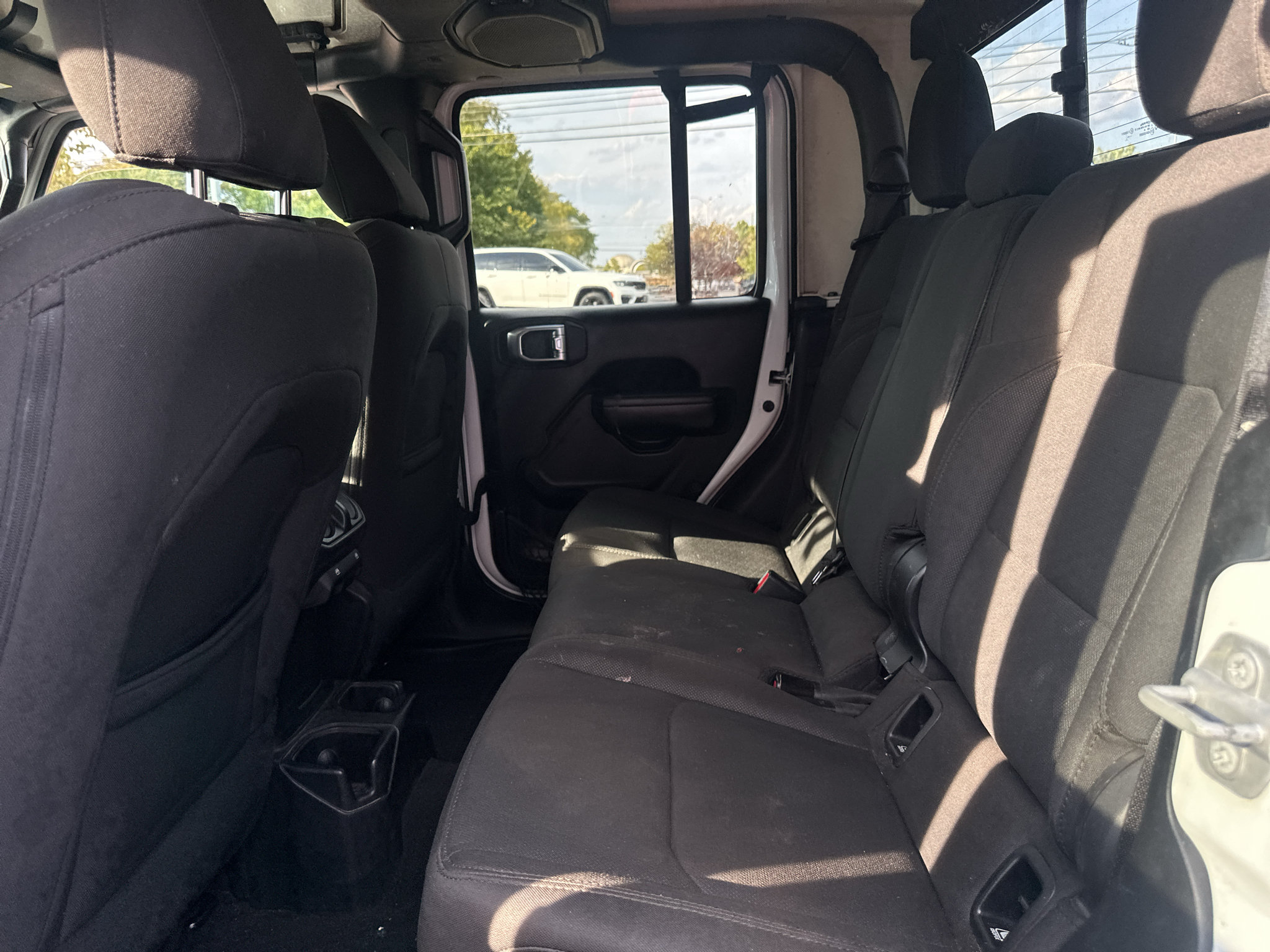 Used 2020 Jeep Gladiator Sport w/ Quick Order Package 24S AWD/4WD image 15