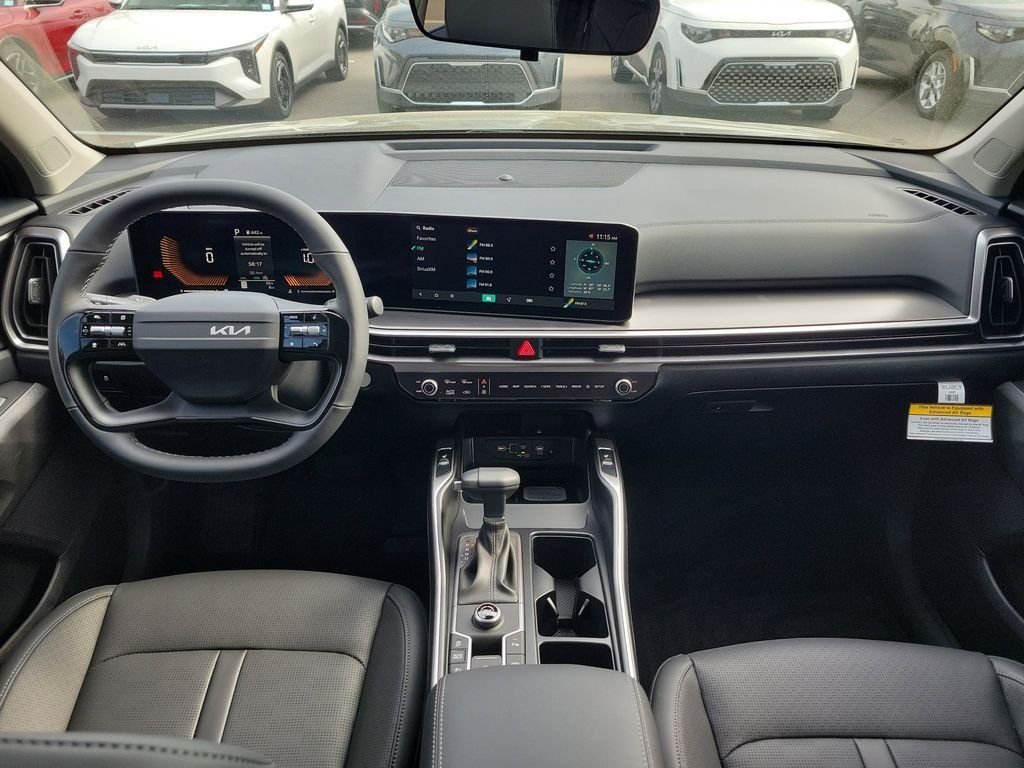 New 2026 Kia Sorento S w/ S Panoramic Sunroof Package FWD image 17