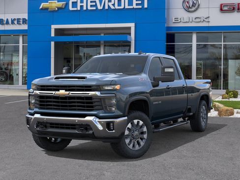 New 2026 Chevrolet Silverado 3500 LT w/ All Star Edition image 38