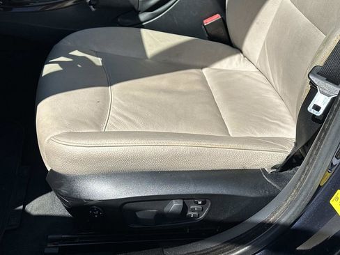 Used 2010 BMW 328i Sedan RWD image 17