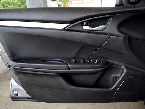 Used 2020 Honda Civic Sport image 32