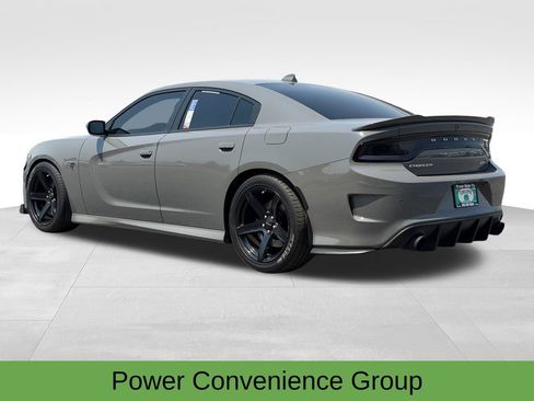 Used 2018 Dodge Charger SRT Hellcat w/ Harman/Kardon Audio Group RWD image 5
