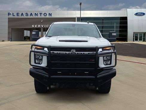 Used 2022 Chevrolet Silverado 2500 LT w/ Convenience Package AWD/4WD image 8