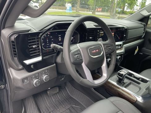 New 2026 GMC Sierra 1500 Elevation w/ Elevation Premium Package AWD/4WD image 10