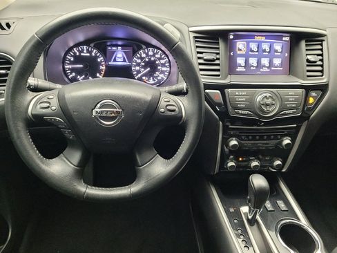 Used 2017 Nissan Pathfinder SV w/ Trailer Tow Package AWD/4WD image 22