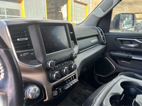 Used 2022 RAM 1500 Laramie AWD/4WD image 21