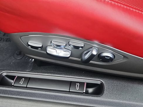 Certified 2019 Porsche 911 Turbo AWD/4WD image 26