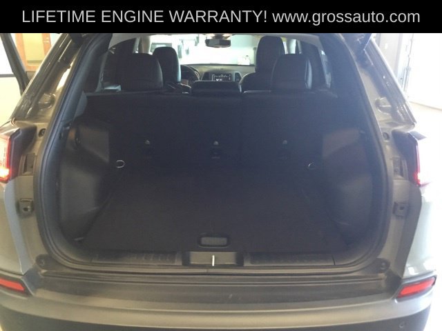 Used 2023 Jeep Cherokee Altitude Lux AWD/4WD image 25