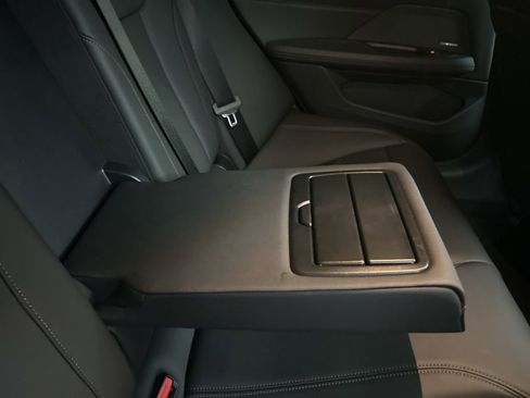 Used 2025 BMW i4 eDrive40 image 28