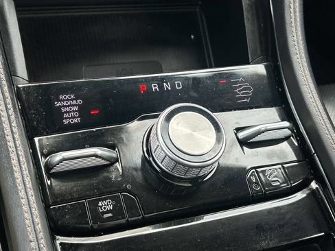 Certified 2023 Jeep Grand Cherokee Summit AWD/4WD image 31