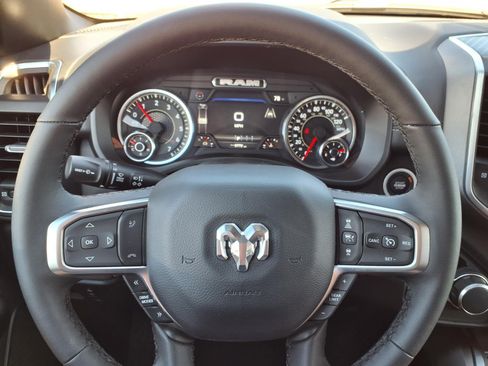 Used 2025 RAM 1500 Big Horn AWD/4WD image 11