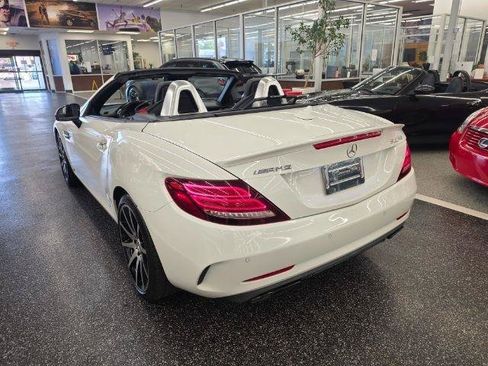 Used 2017 Mercedes-Benz SLC 43 AMG image 12