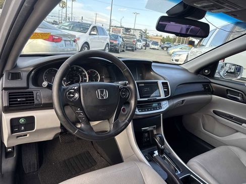Used 2013 Honda Accord EX-L image 24