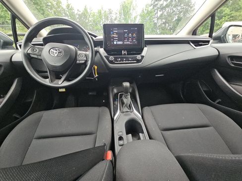 Used 2024 Toyota Corolla LE FWD image 11