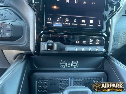 New 2026 RAM 2500 Big Horn AWD/4WD image 20