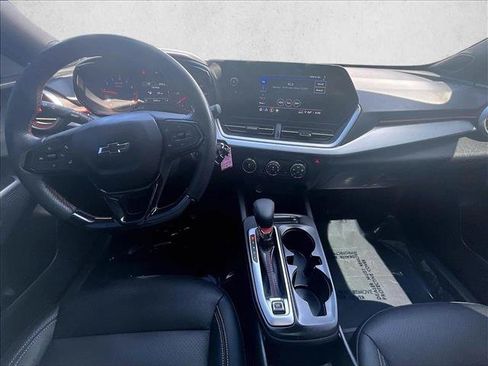 Used 2024 Chevrolet Trax RS w/ Driver Confidence Package FWD image 16