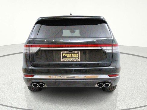 Used 2023 Lincoln Aviator Reserve w/ Equipment Group 201A image 7