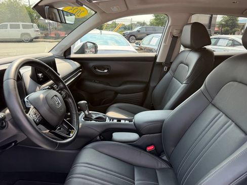 Used 2025 Honda HR-V EX-L image 9