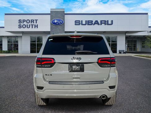 Used 2019 Jeep Grand Cherokee Altitude image 4
