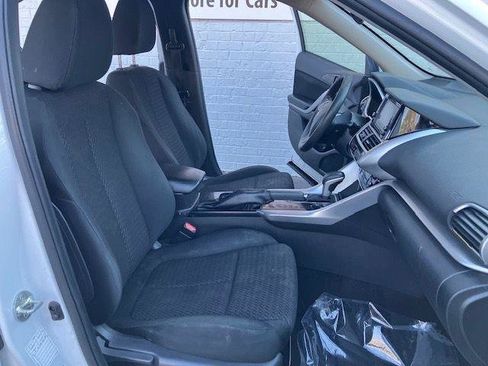 Used 2020 Mitsubishi Eclipse Cross ES FWD image 11
