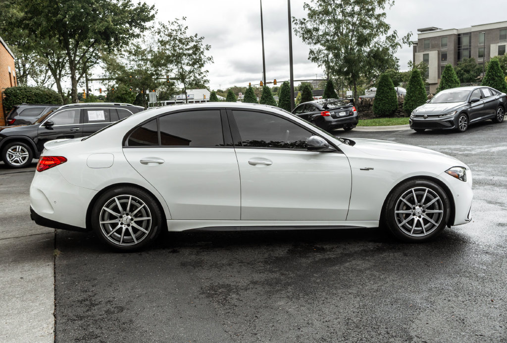 Used 2025 Mercedes-Benz C 43 AMG 4MATIC Sedan image 3