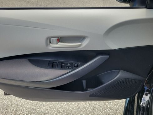 Used 2024 Toyota Corolla LE FWD image 12
