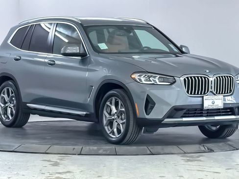 Used 2023 BMW X3 xDrive30i w/ Premium Package AWD/4WD image 9