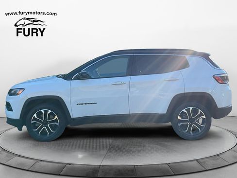 Used 2023 Jeep Compass Limited AWD/4WD image 7