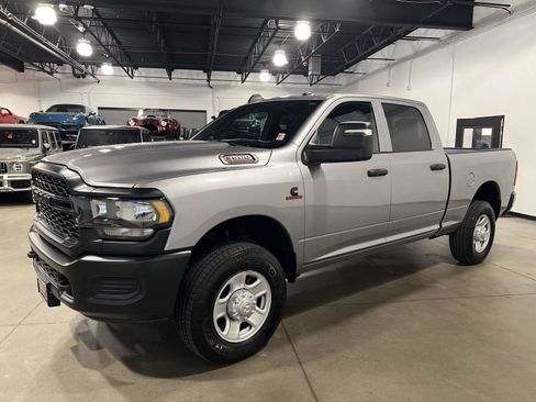 Used 2024 RAM 3500 Tradesman AWD/4WD image 7