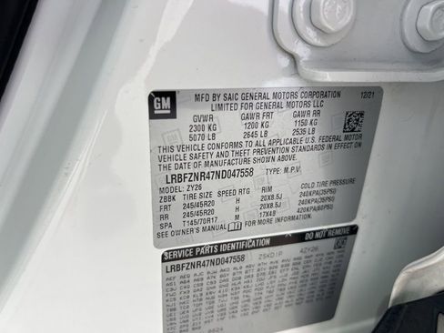 Used 2022 Buick Envision Essence w/ Technology Package I FWD image 32