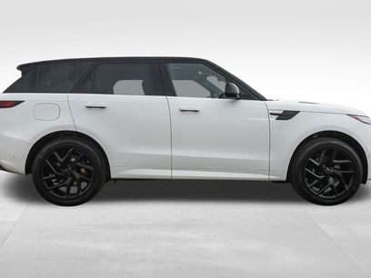 New 2026 Land Rover Range Rover Sport Dynamic SE