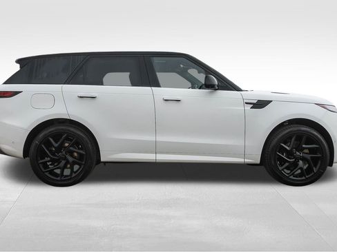 New 2026 Land Rover Range Rover Sport Dynamic SE image 4