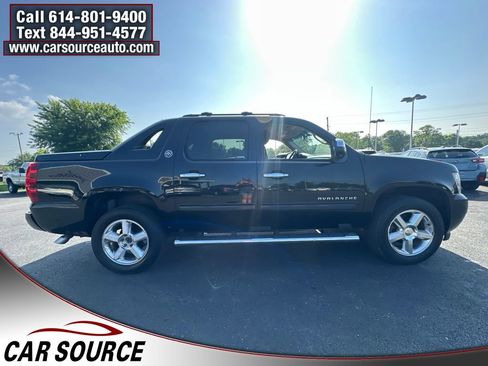 Used 2013 Chevrolet Avalanche LS w/ All-Star Edition AWD/4WD image 6