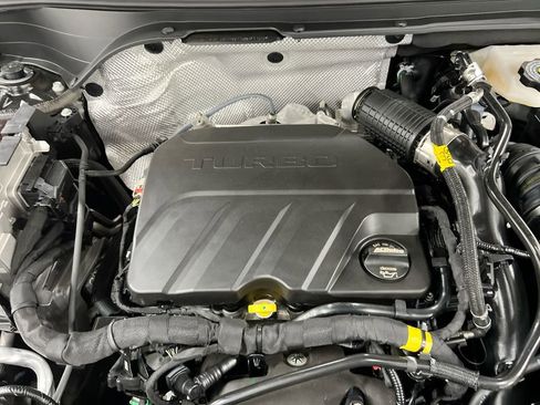 New 2026 Buick Envista Sport Touring image 24