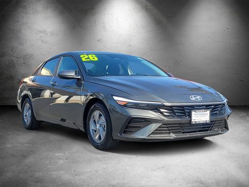 Certified 2026 Hyundai Elantra SE w/ Cargo Package FWD image 2