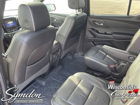 Used 2023 Chevrolet Traverse Premier w/ Redline Edition AWD/4WD image 18