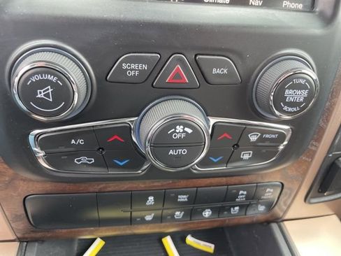 Used 2017 RAM 1500 Laramie Longhorn image 16