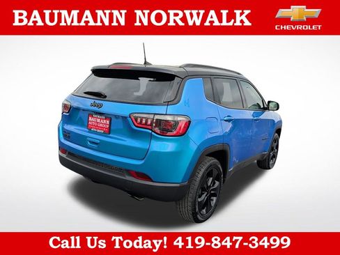 Used 2021 Jeep Compass Latitude AWD/4WD image 7