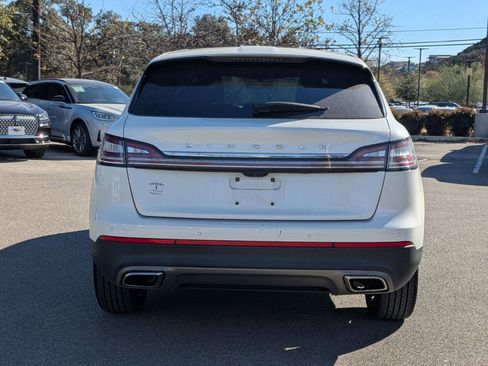 Used 2022 Lincoln Nautilus Reserve w/ Equipment Group 201A image 4