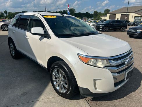 Used 2011 Ford Edge Limited FWD image 3