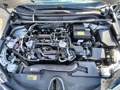 Used 2023 Toyota Corolla SE image 28