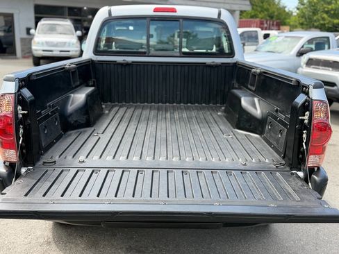 Used 2007 Toyota Tacoma 4x4 Regular Cab image 66