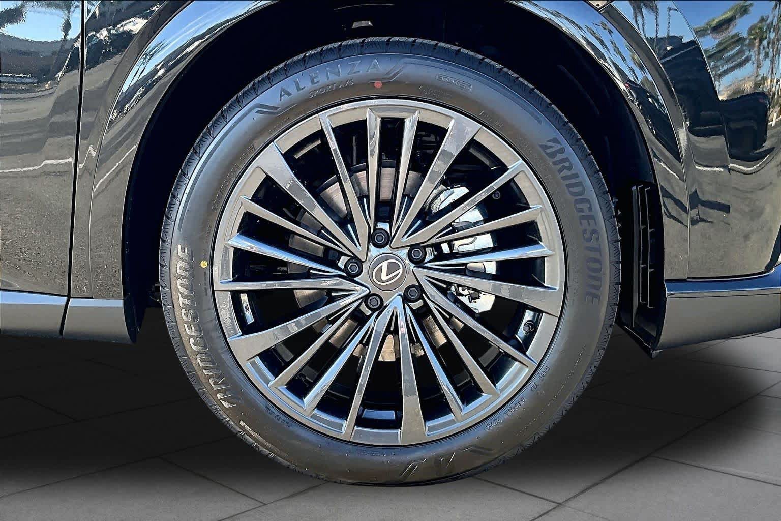 New 2026 Lexus RX 350 Premium w/ Accessory Package (Z1) FWD image 9