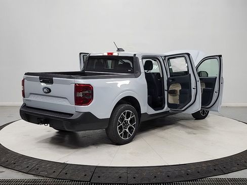 New 2026 Ford Maverick Lariat w/ 4K Tow Package AWD/4WD image 15