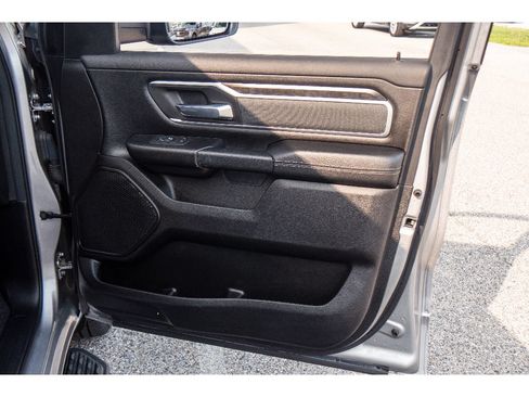 Used 2021 RAM 1500 Big Horn AWD/4WD image 15