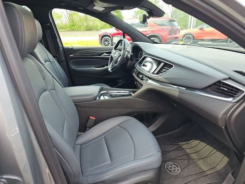 Used 2024 Buick Enclave Essence w/ Experience Buick Package image 33