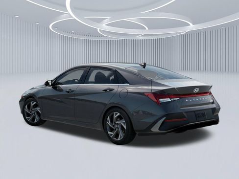 New 2026 Hyundai Elantra Limited FWD image 5