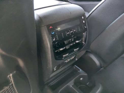 Used 2024 Jeep Grand Cherokee L Limited w/ Black Appearance Package RWD image 13