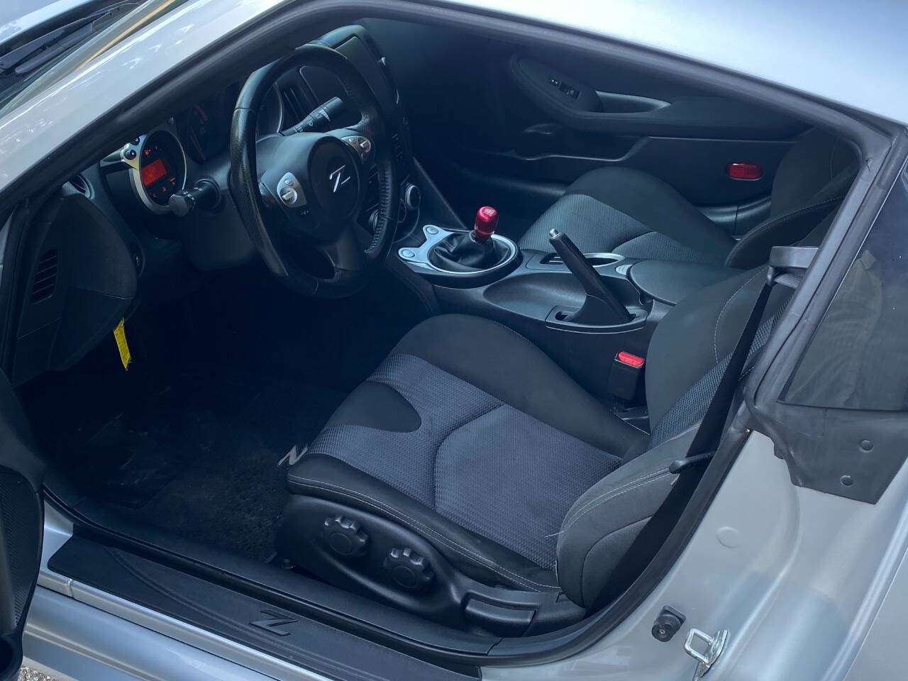 Used 2014 Nissan 370Z Coupe w/ Sport Package RWD image 12